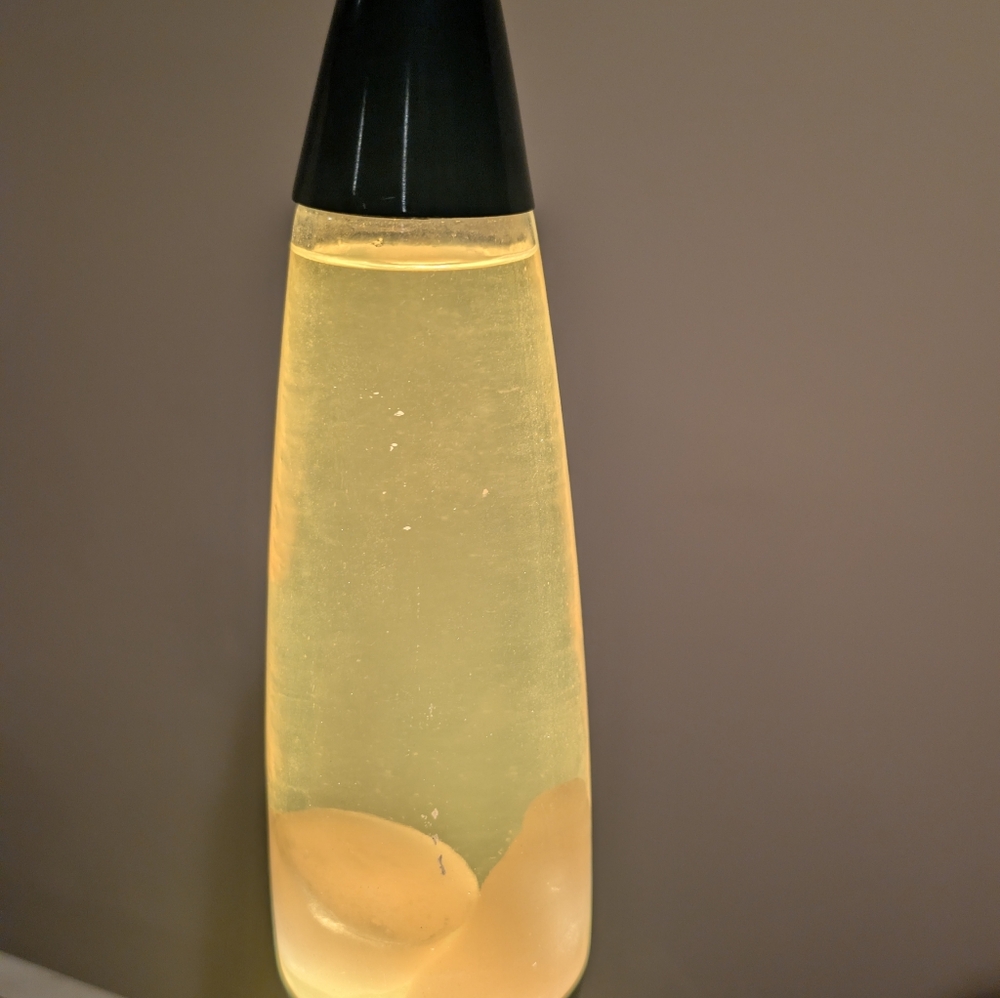 Green Team Logo Lava Lamp - Vintage - Picture 3 of 3